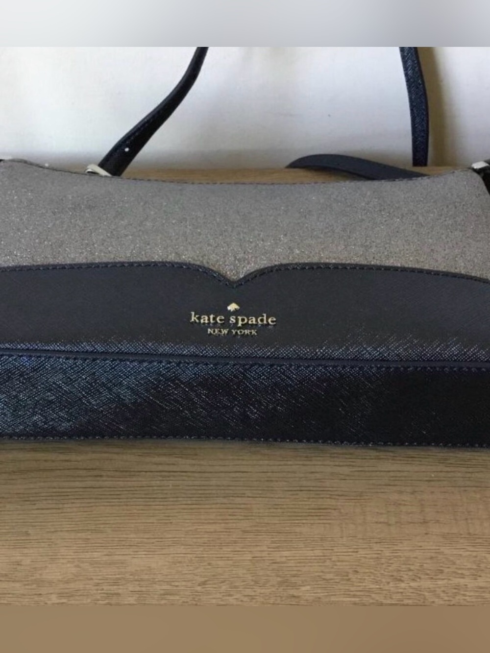 Kate Spade New York Lola Shimmering Glitter, Textured Leather Crossbody Bag NWOT - Picture 2 of 7